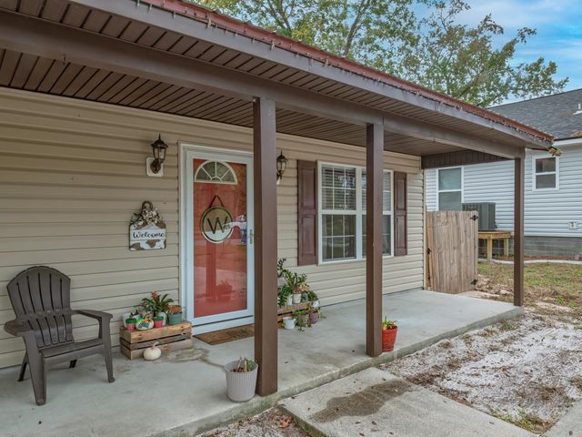109 Spokan Trail, Crawfordville, FL 32327