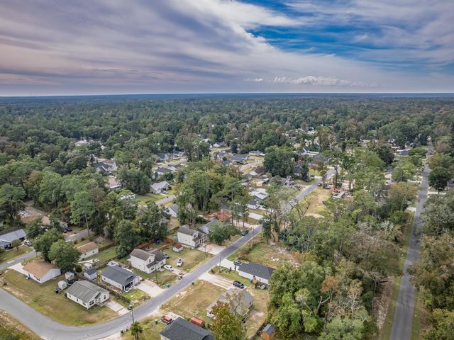 109 Spokan Trail, Crawfordville, FL 32327