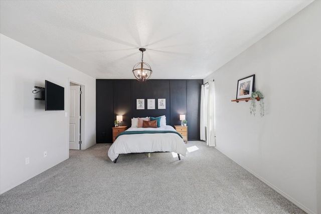 8802 N N CANNON St, Spokane, WA 99208