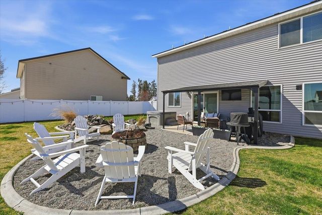 8802 N N CANNON St, Spokane, WA 99208