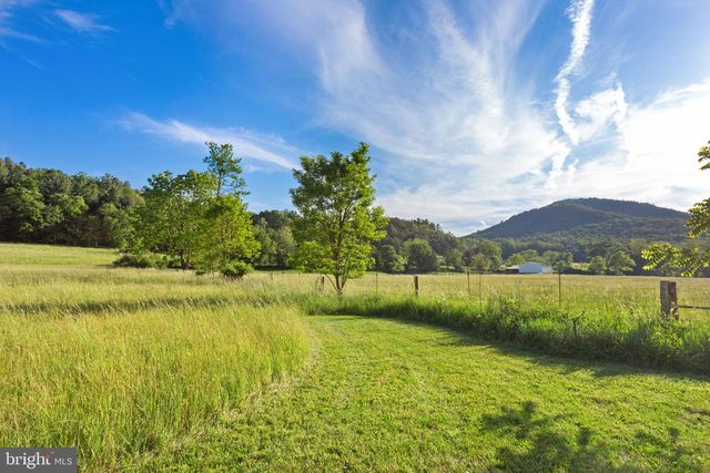 1659 CRAB RUN RD, Mathias, WV 26812