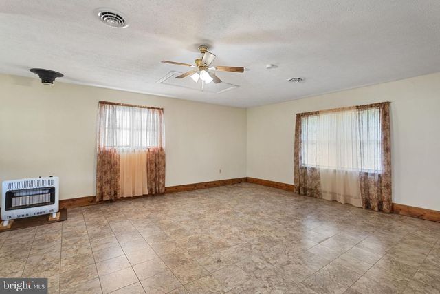 1659 CRAB RUN RD, Mathias, WV 26812