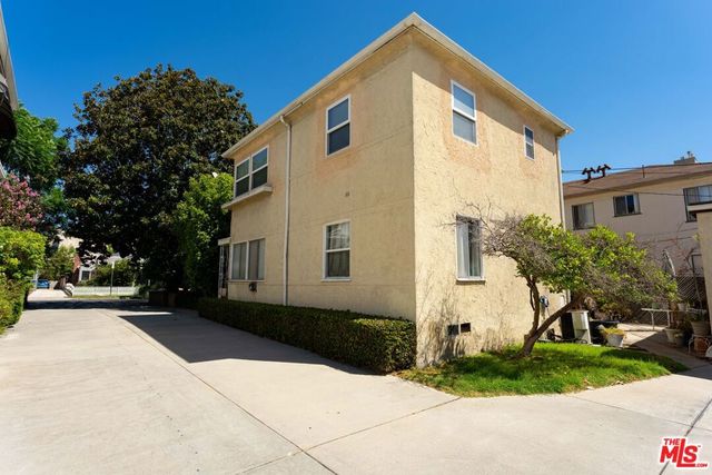 10634 Whipple Street, Toluca Lake, CA 91602