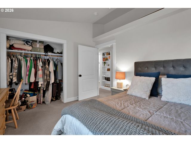 91606 COBURG Rd, Eugene, OR 97408