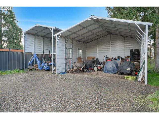 91606 COBURG Rd, Eugene, OR 97408