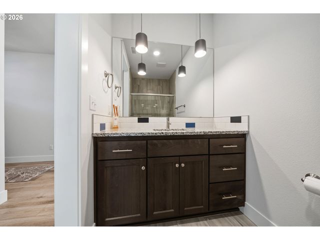 7007 Nw 22ND Ave, Vancouver, WA 98665