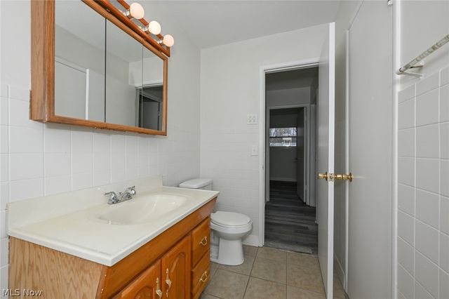 6369 Eldridge Boulevard, Bedford Heights, OH 44146