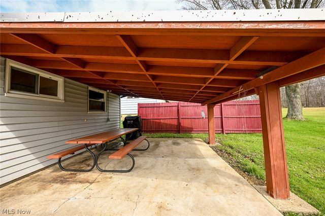 6369 Eldridge Boulevard, Bedford Heights, OH 44146