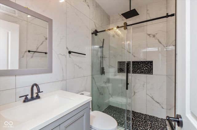 6517 Heritage Hill Drive, Indianapolis, IN 46237