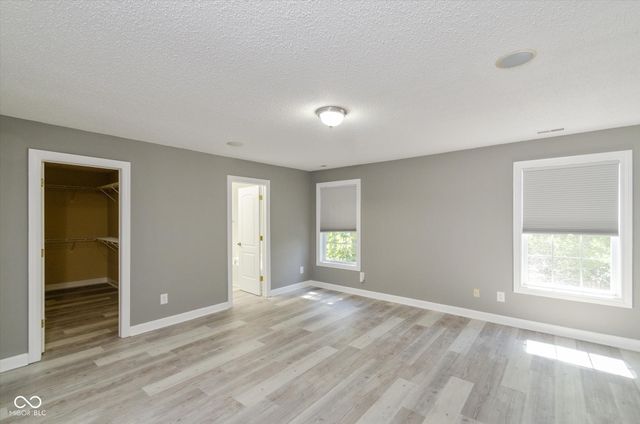 6517 Heritage Hill Drive, Indianapolis, IN 46237