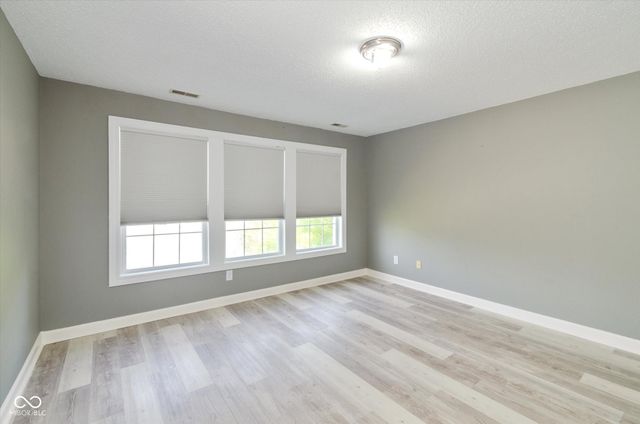 6517 Heritage Hill Drive, Indianapolis, IN 46237