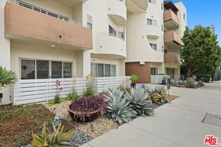 5016 Bakman Avenue 202, North Hollywood, CA 91601