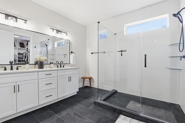 395 Mountainview Road, Landrum, SC 29356