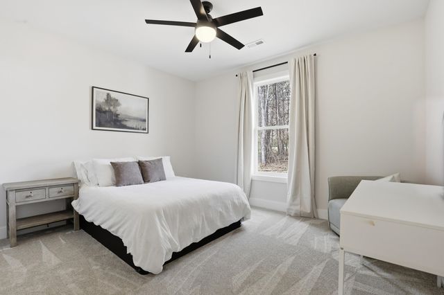 395 Mountainview Road, Landrum, SC 29356