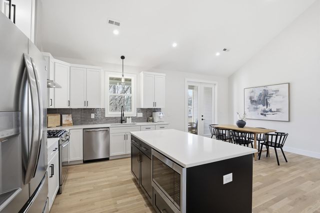 395 Mountainview Road, Landrum, SC 29356