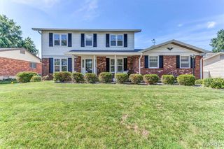 2520 Blackforest Drive, St Louis, MO 63129