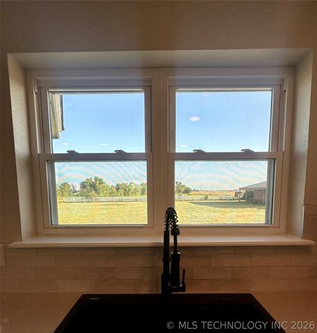 26530 E 710 Road, Wagoner, OK 74467