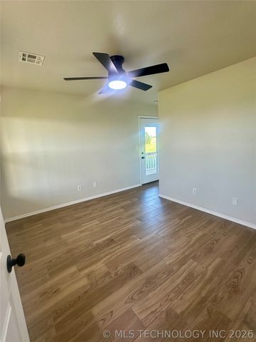 26530 E 710 Road, Wagoner, OK 74467