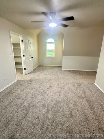 26530 E 710 Road, Wagoner, OK 74467