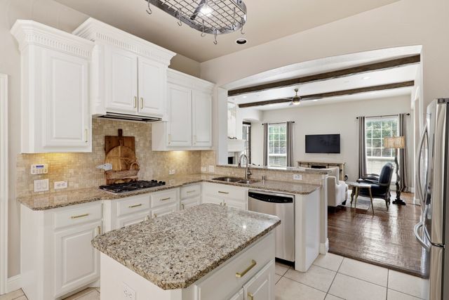1616 Camino Lago, Irving, TX 75039