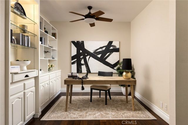 860 S Lucerne 103, Los Angeles, CA 90005