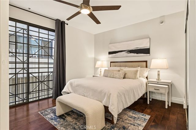 860 S Lucerne 103, Los Angeles, CA 90005