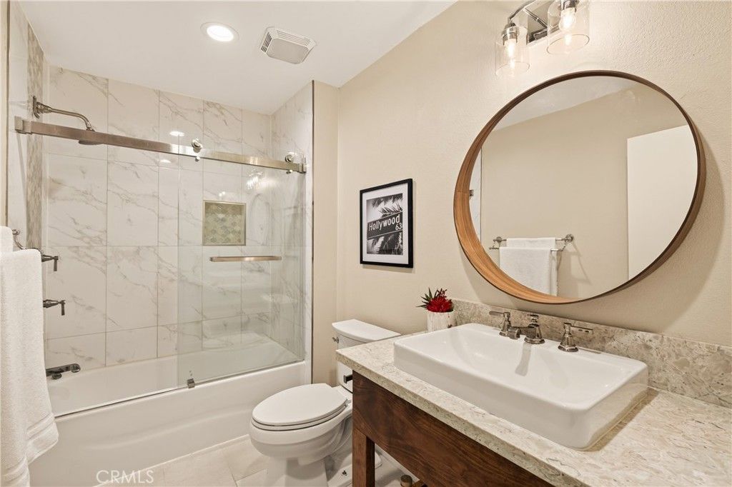 860 S Lucerne 103, Los Angeles, CA 90005 — photo 5