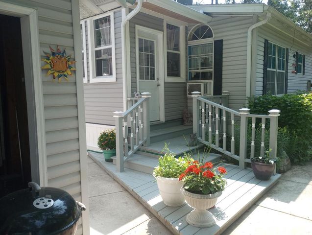 E2865 Branch Trail, Lone Rock, WI 53556