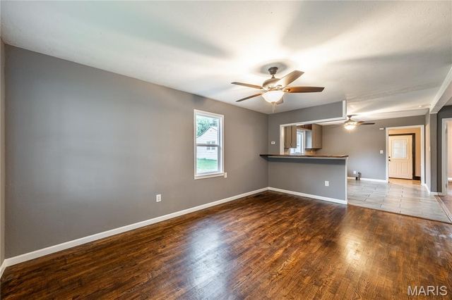 904 N Middle Street, Farmington, MO 63640