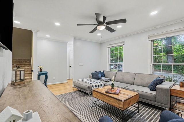 1104 Moorestown Circle, Decatur, GA 30033