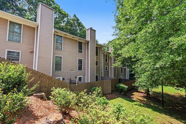 1104 Moorestown Circle, Decatur, GA 30033
