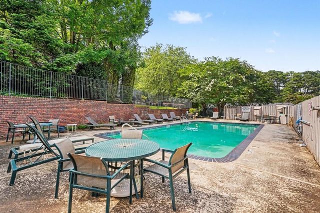 1104 Moorestown Circle, Decatur, GA 30033