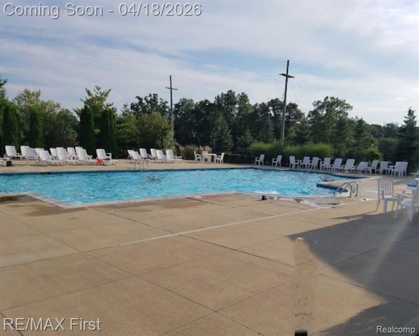 4128 Peach Tree Lane, Howell, MI 48843
