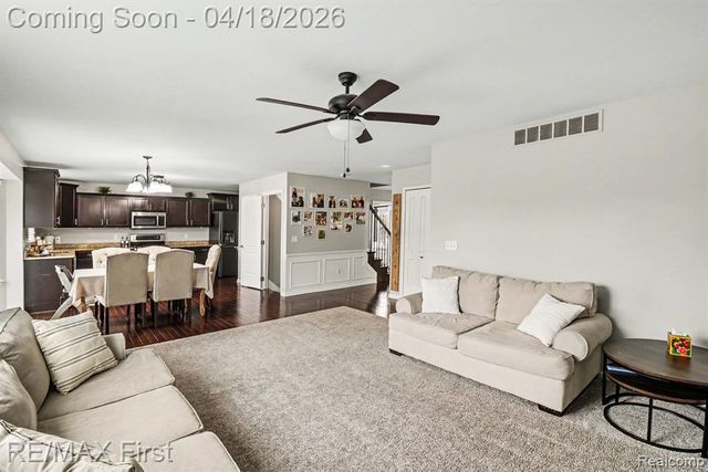 4128 Peach Tree Lane, Howell, MI 48843