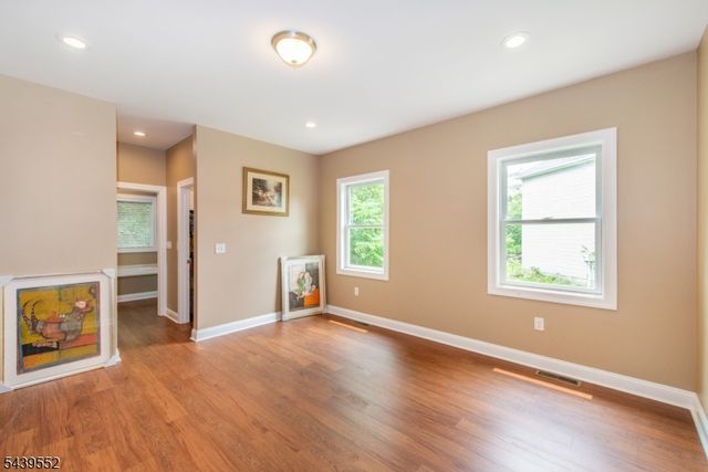 18 Post Oak Ct, Hardyston Twp., NJ 07419