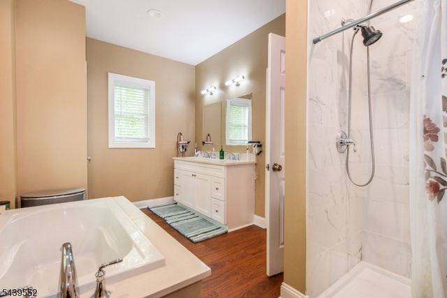 18 Post Oak Ct, Hardyston Twp., NJ 07419