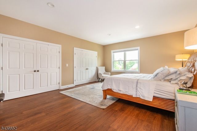 18 Post Oak Ct, Hardyston Twp., NJ 07419