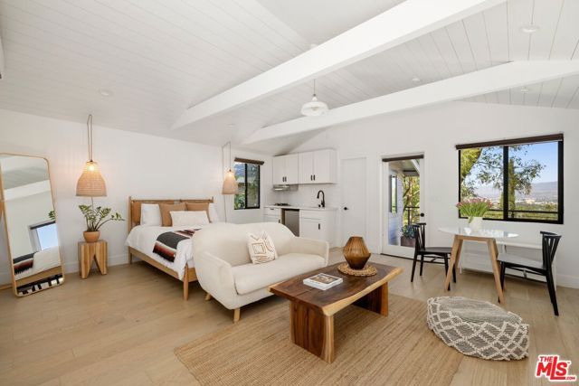 3736 Berry Drive, Studio City (los Angeles), CA 91604