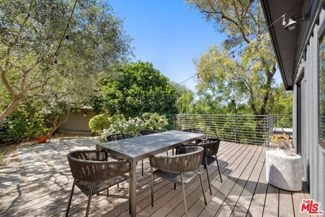 3736 Berry Drive, Studio City (los Angeles), CA 91604