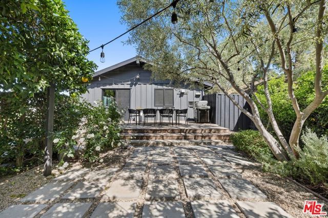 3736 Berry Drive, Studio City (los Angeles), CA 91604
