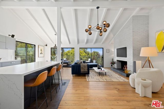 3736 Berry Drive, Studio City (los Angeles), CA 91604