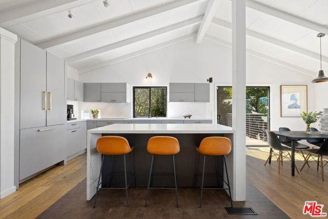 3736 Berry Drive, Studio City (los Angeles), CA 91604