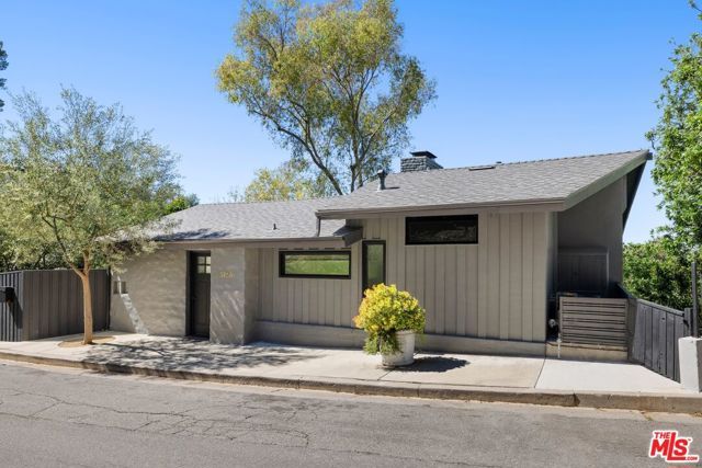 3736 Berry Drive, Studio City (los Angeles), CA 91604