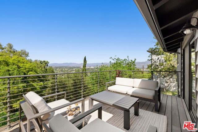 3736 Berry Drive, Studio City (los Angeles), CA 91604