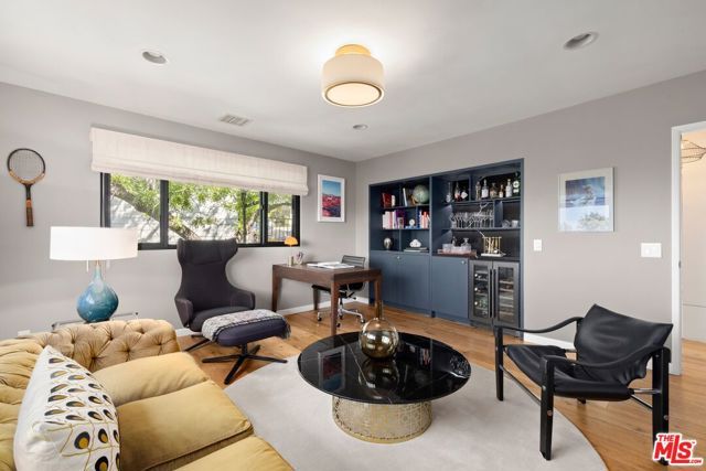 3736 Berry Drive, Studio City (los Angeles), CA 91604
