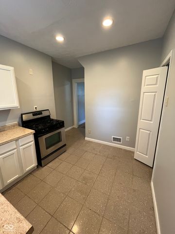 2141 Bellefontaine Street, Indianapolis, IN 46202