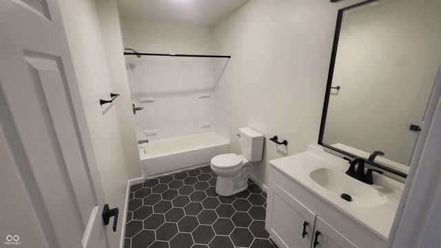 2141 Bellefontaine Street, Indianapolis, IN 46202