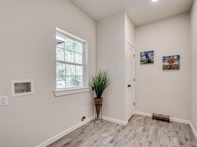 706 E Lincoln Avenue, Guthrie, OK 73044