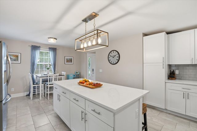 2388 Erskine Avenue, Charleston, SC 29414