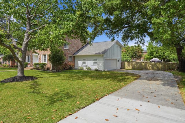 2388 Erskine Avenue, Charleston, SC 29414